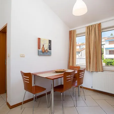 Apartment Alexandra 1