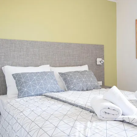 Apartment Alexandra 1